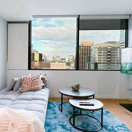 Brilliant 1B1B Skyline View Apt @Cbd Melbourne Exterior photo